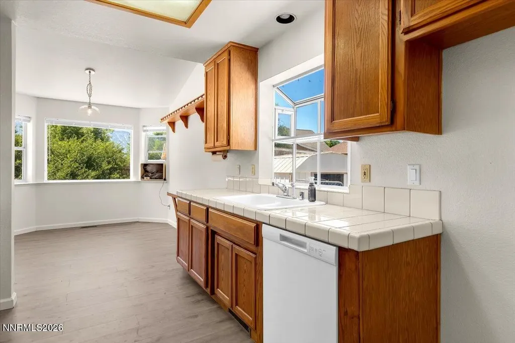 1479 Angora Gardnerville NV 89460