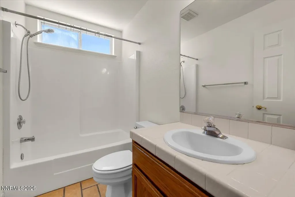 1479 Angora Gardnerville NV 89460