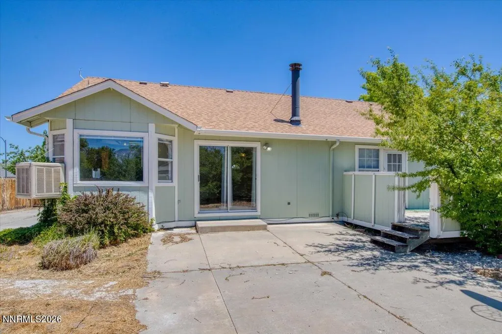 1479 Angora Gardnerville NV 89460