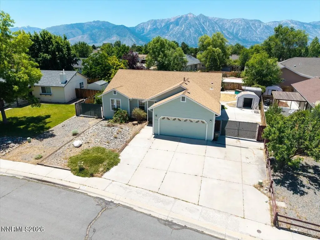 1479 Angora Gardnerville NV 89460