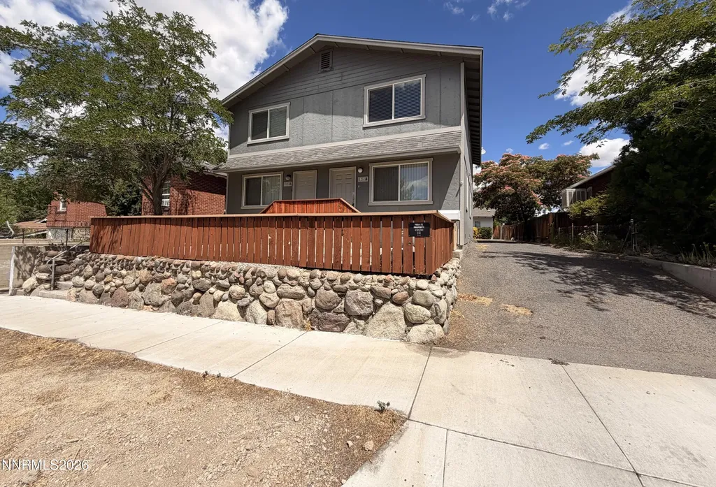319 Thoma Reno NV 89502