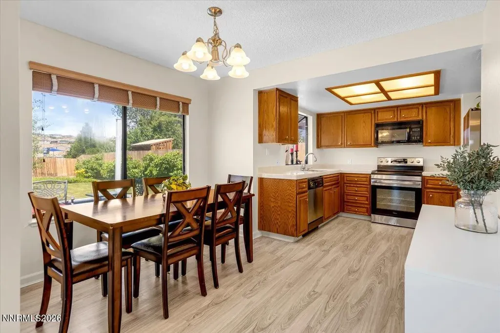 2367 Melody Reno NV 89512
