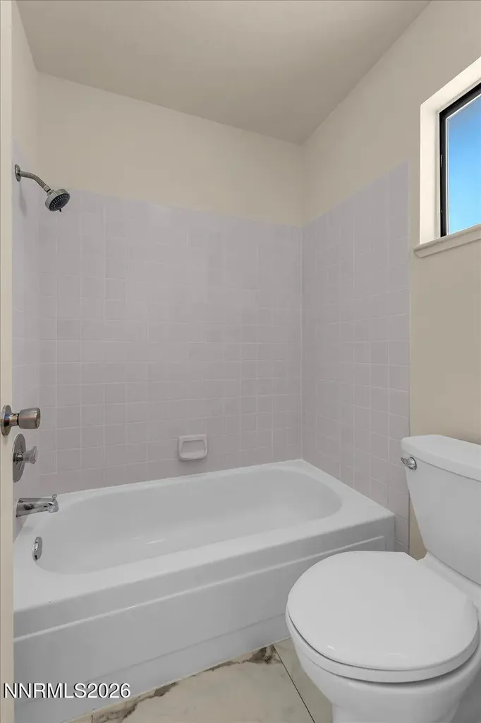 2367 Melody Reno NV 89512