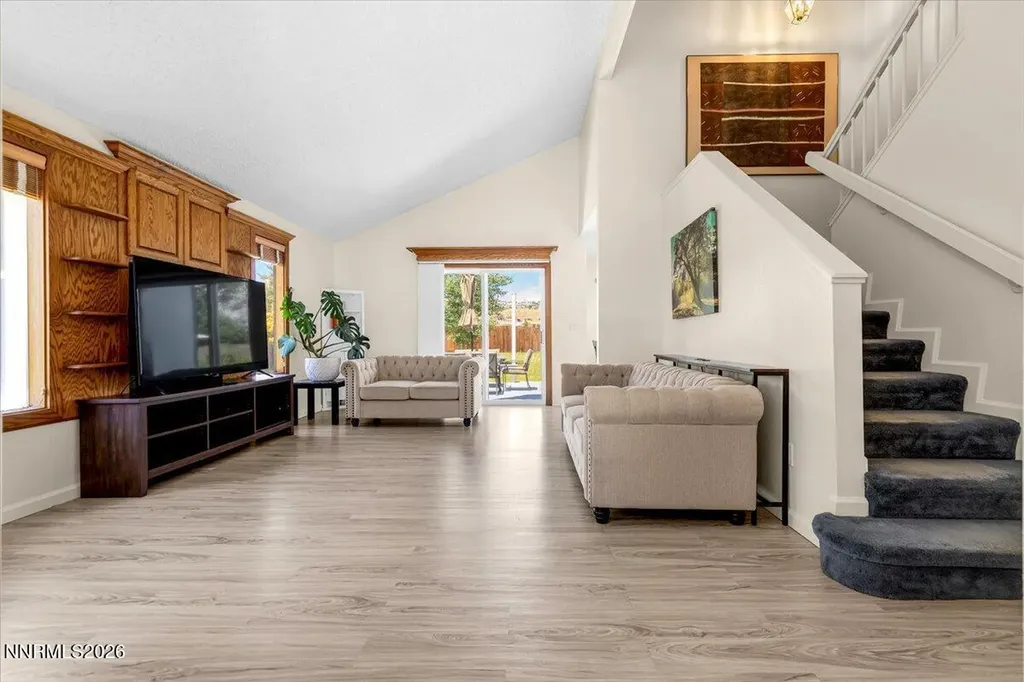 2367 Melody Reno NV 89512