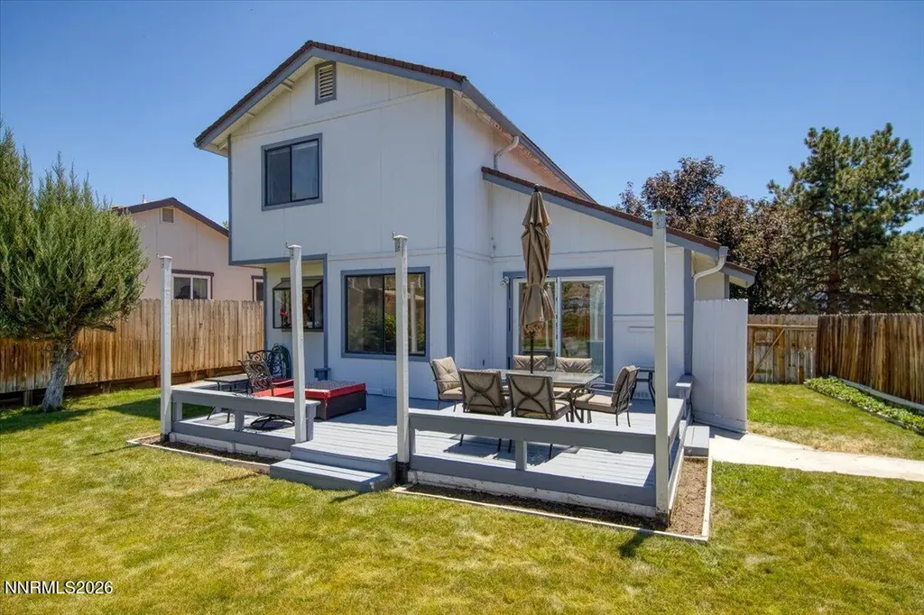 2367 Melody Reno NV 89512
