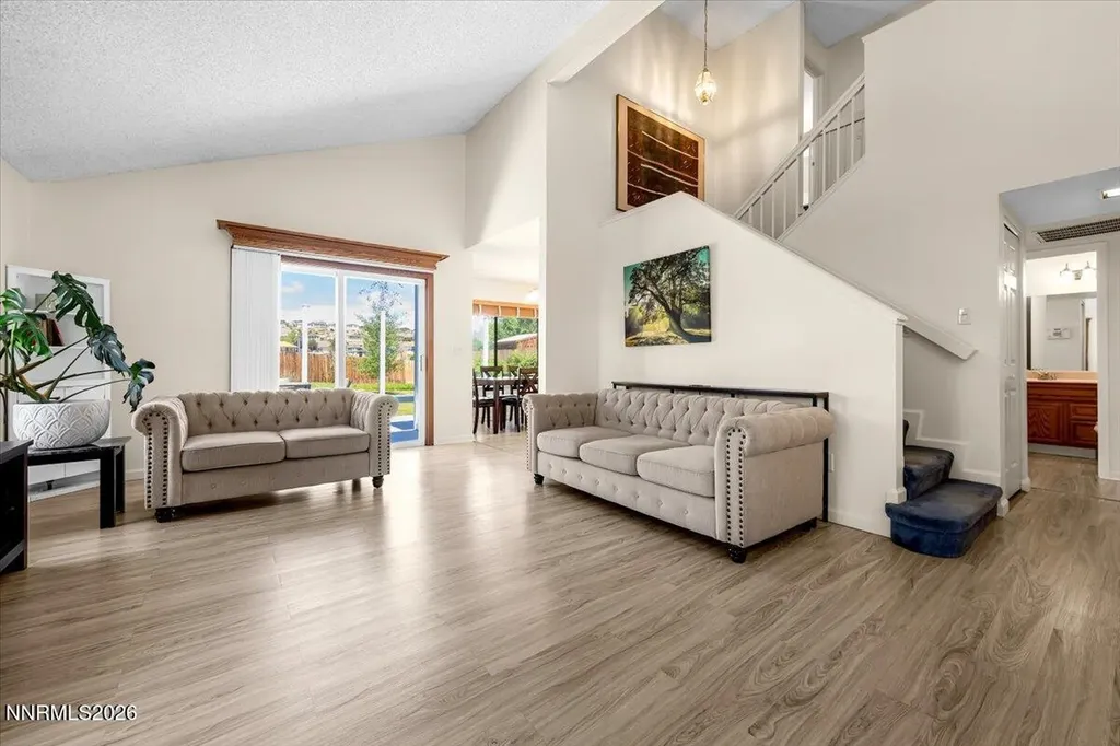 2367 Melody Reno NV 89512