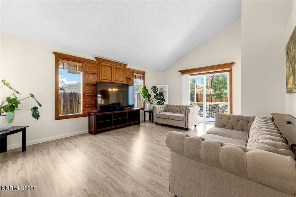 2367 Melody Reno NV 89512
