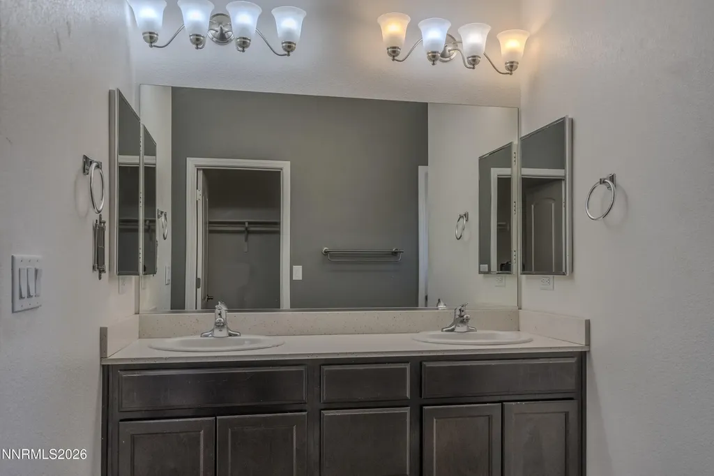 2209 Windrow Fernley NV 89408