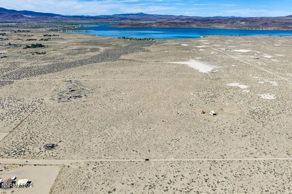 3720 4th Silver Springs NV 89429