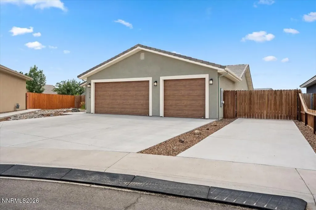 1059 Maple Fallon NV 89406