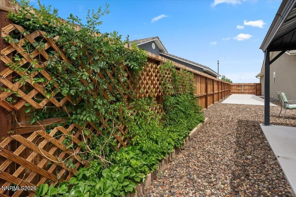 1059 Maple Fallon NV 89406