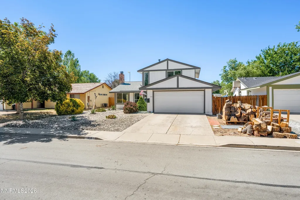 852 York Sparks NV 89434