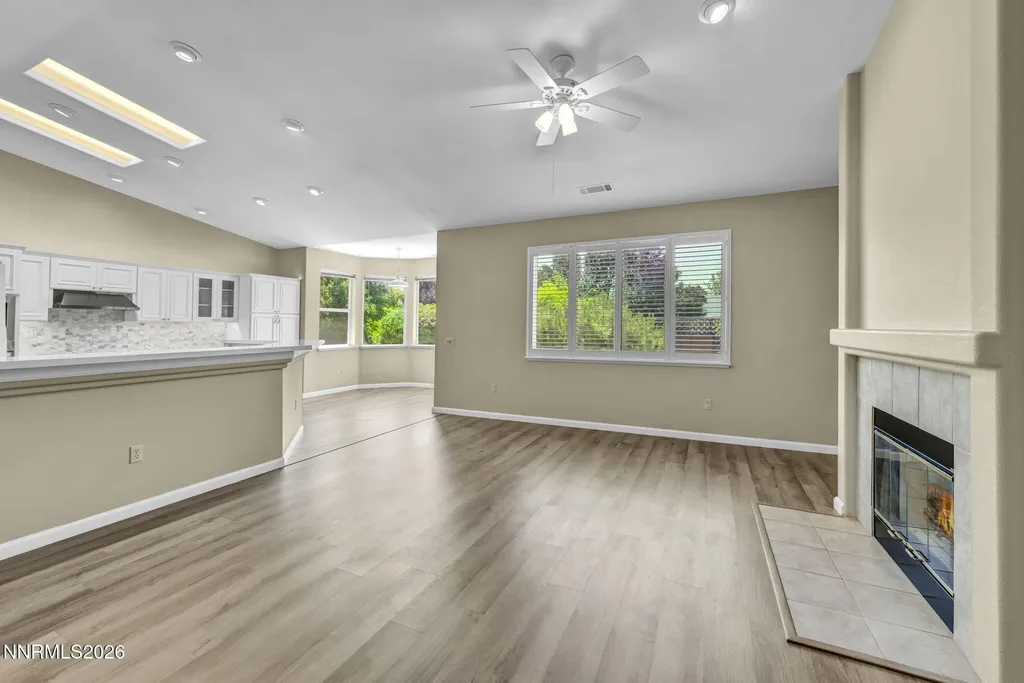 1800 Bougainvillea Minden NV 89423