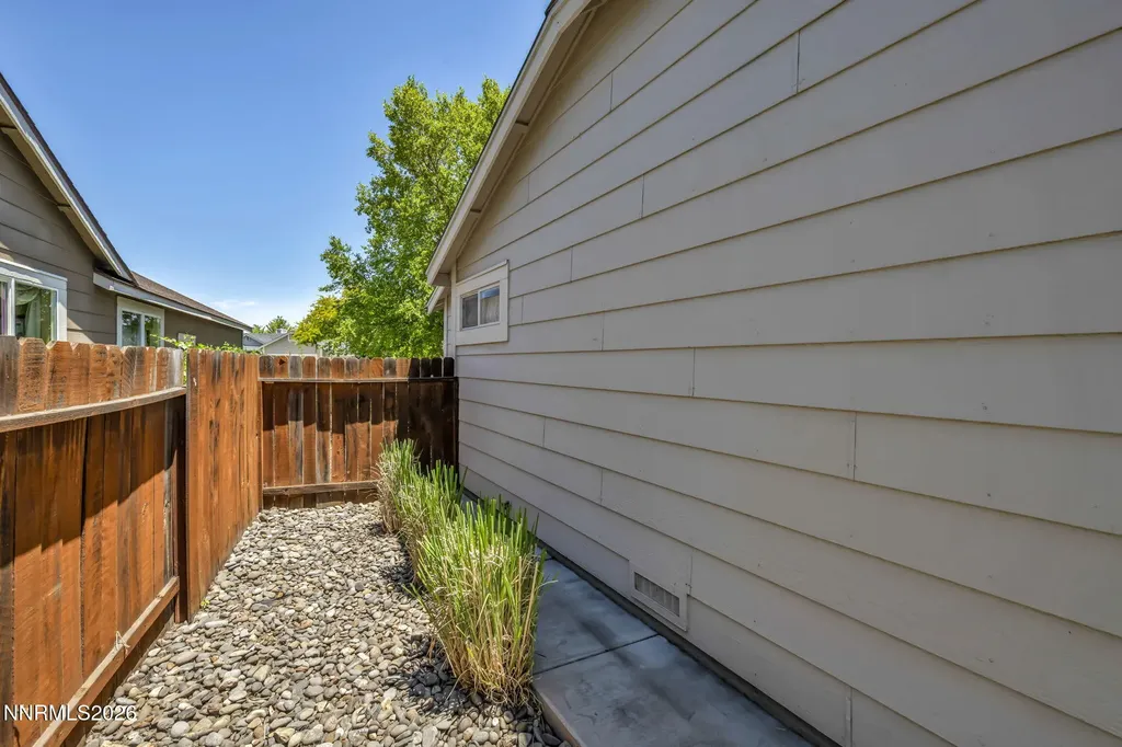 1800 Bougainvillea Minden NV 89423