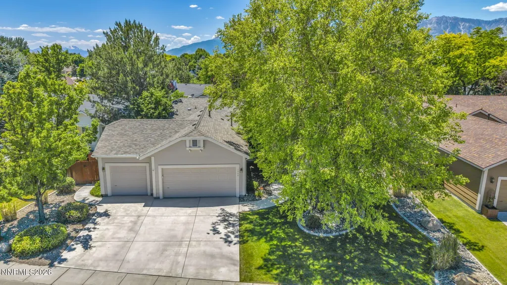 1800 Bougainvillea Minden NV 89423