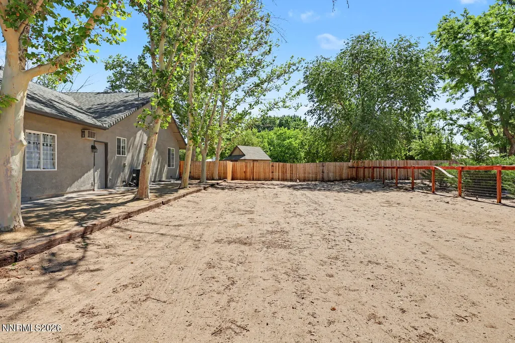1085 Rosewood Fallon NV 89406