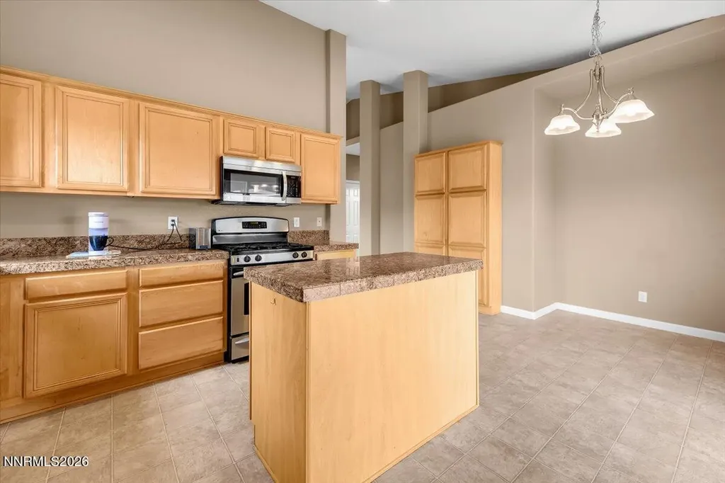 4033 Little Valley Reno NV 89508