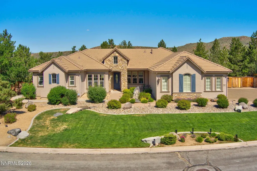 15000 Chateau Reno NV 89511