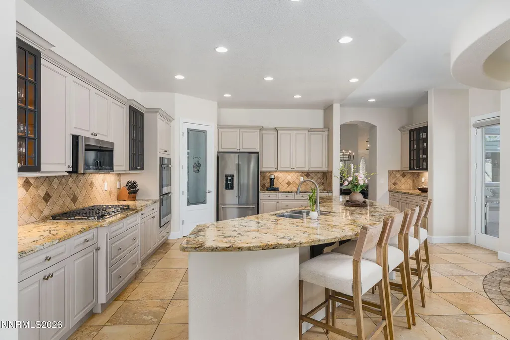 15000 Chateau Reno NV 89511