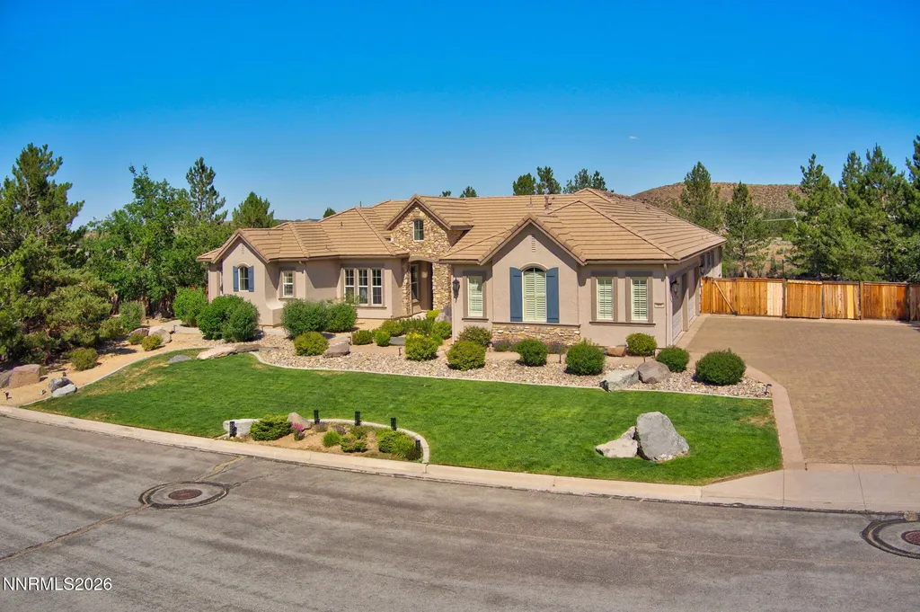 15000 Chateau Reno NV 89511