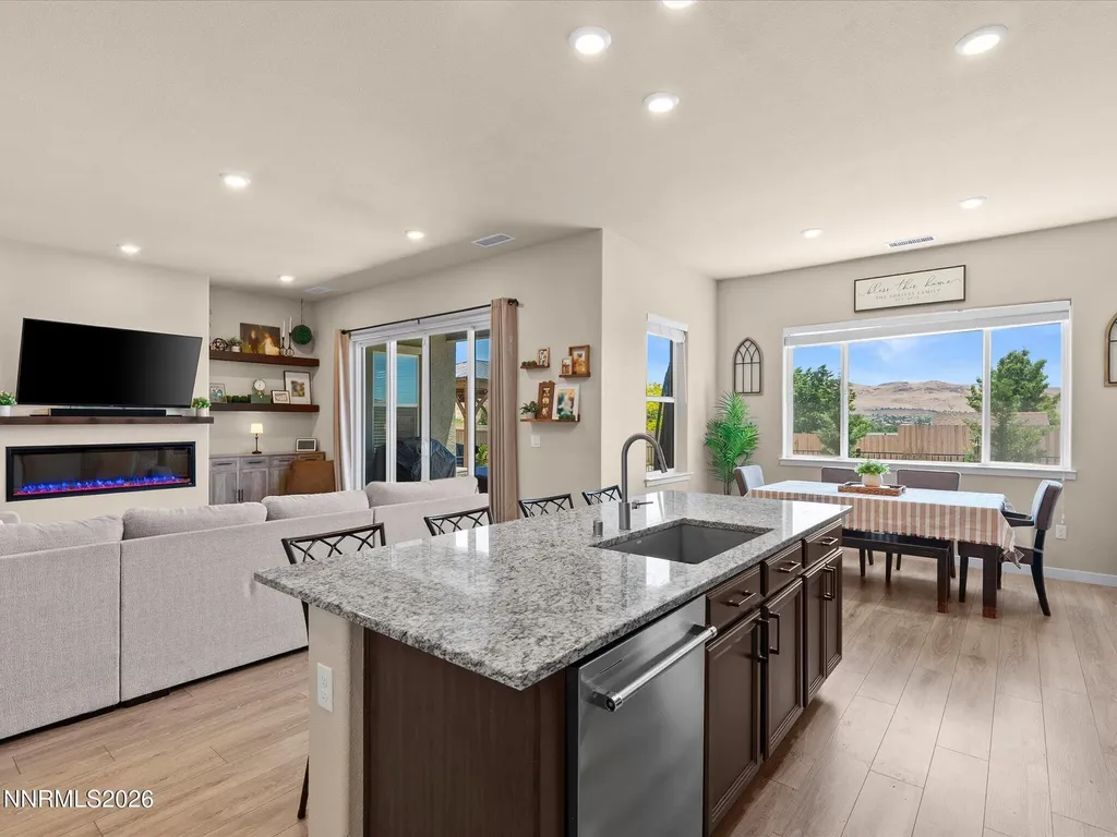 1227 Silver View Sparks NV 89436