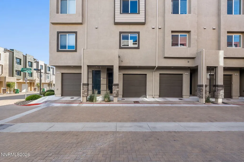 2989 Silver River Sparks NV 89431