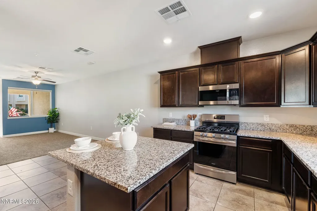 2989 Silver River Sparks NV 89431