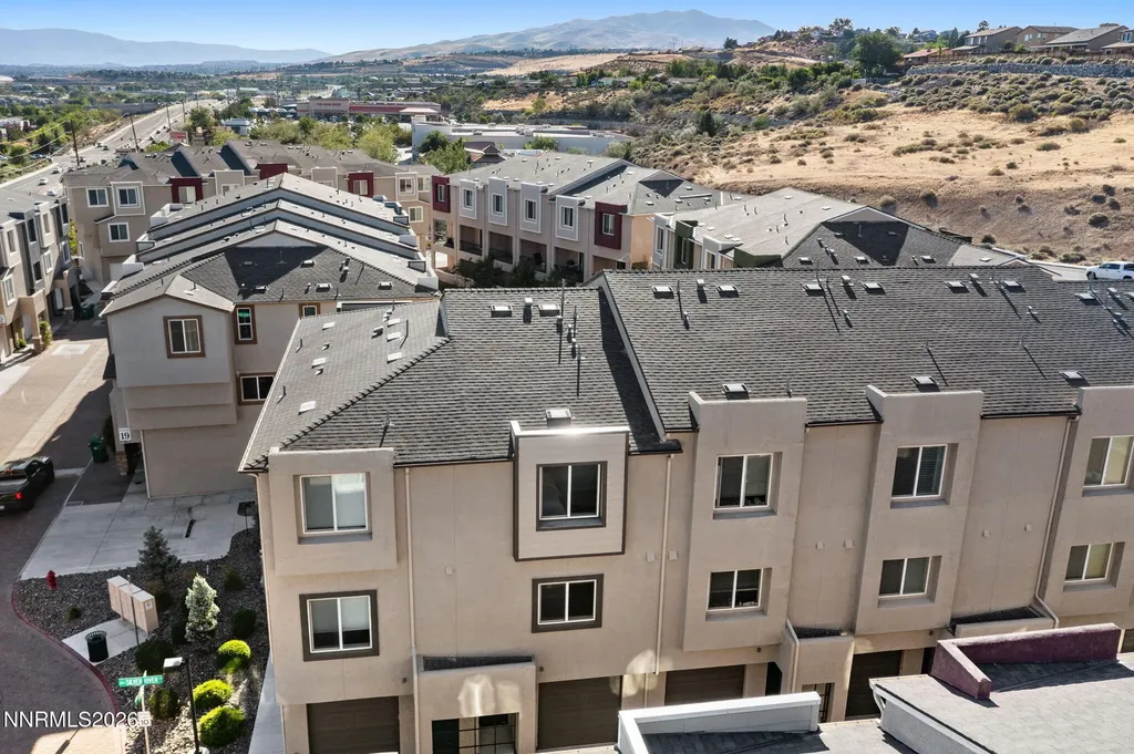 2989 Silver River Sparks NV 89431