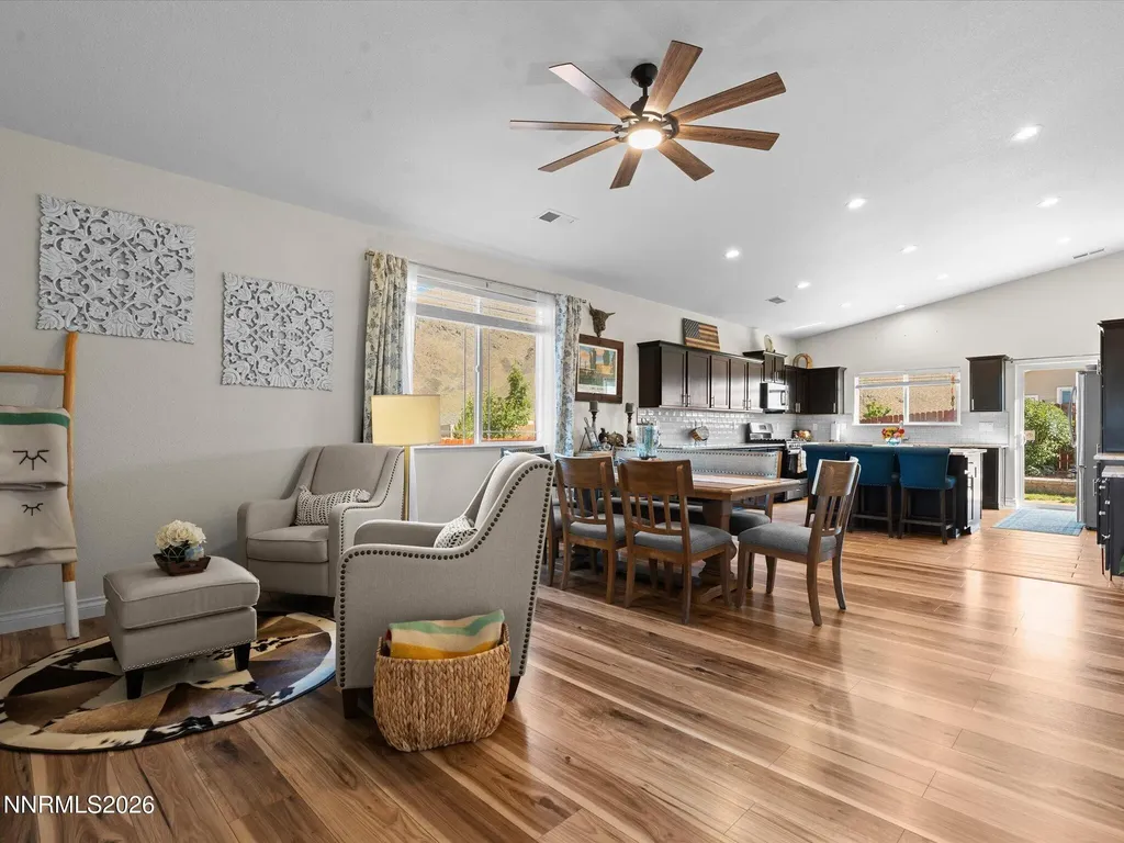 17859 Davis Meadow Reno NV 89508