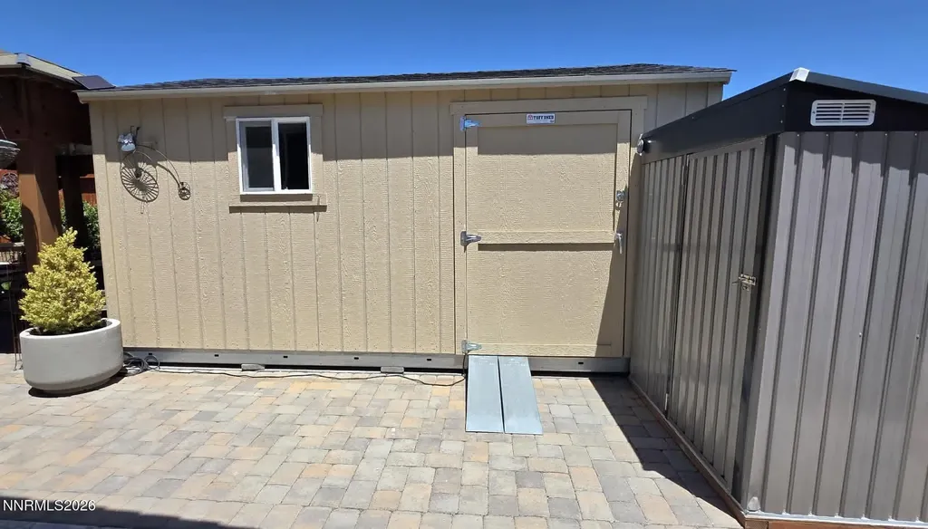 17859 Davis Meadow Reno NV 89508