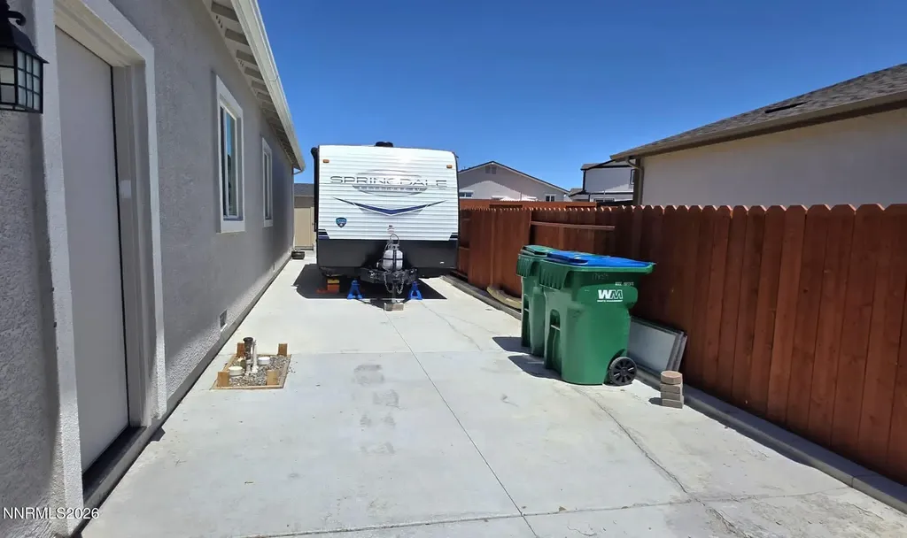 17859 Davis Meadow Reno NV 89508