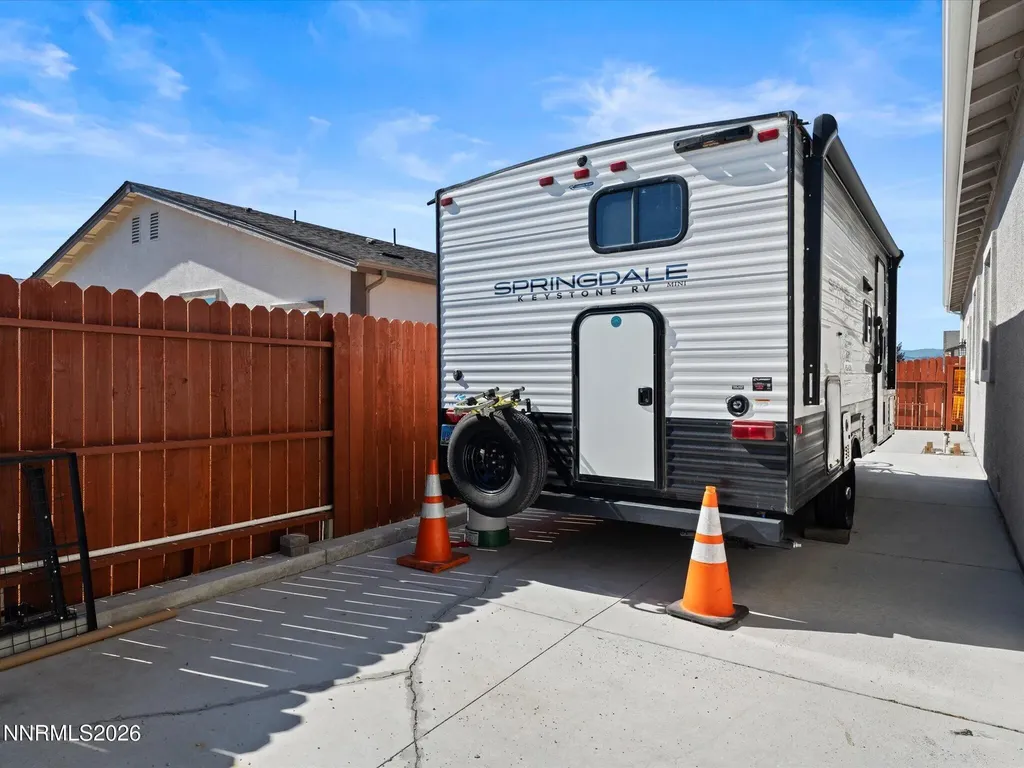 17859 Davis Meadow Reno NV 89508