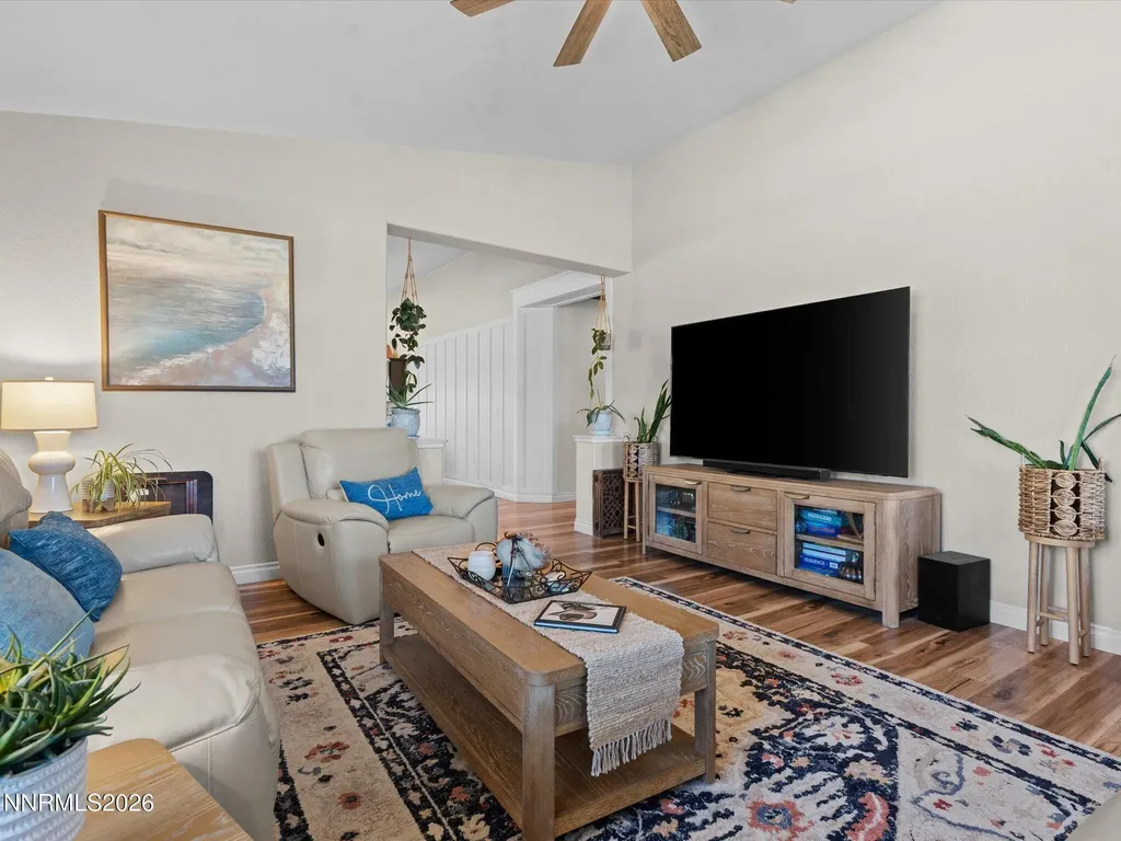 17859 Davis Meadow Reno NV 89508