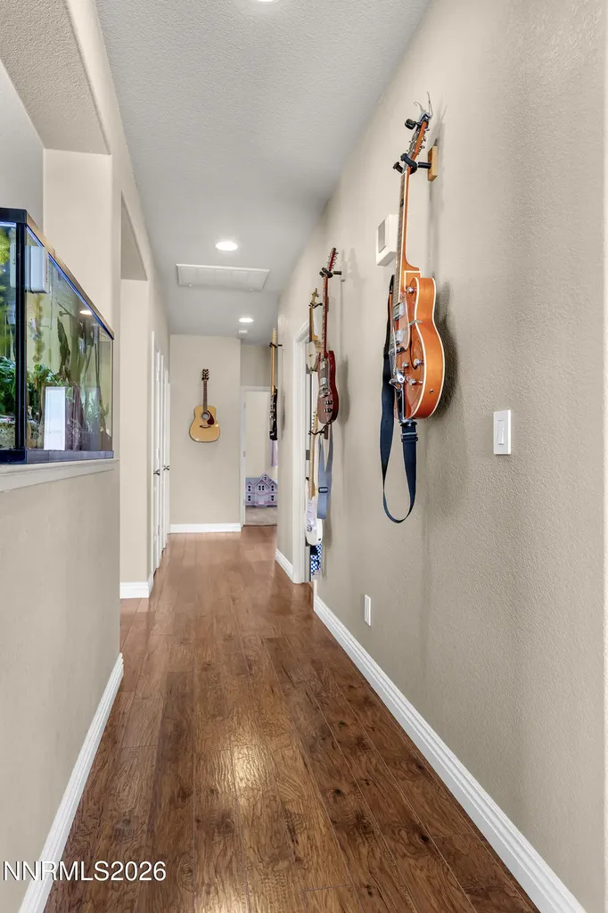 3382 Snake River Reno NV 89503