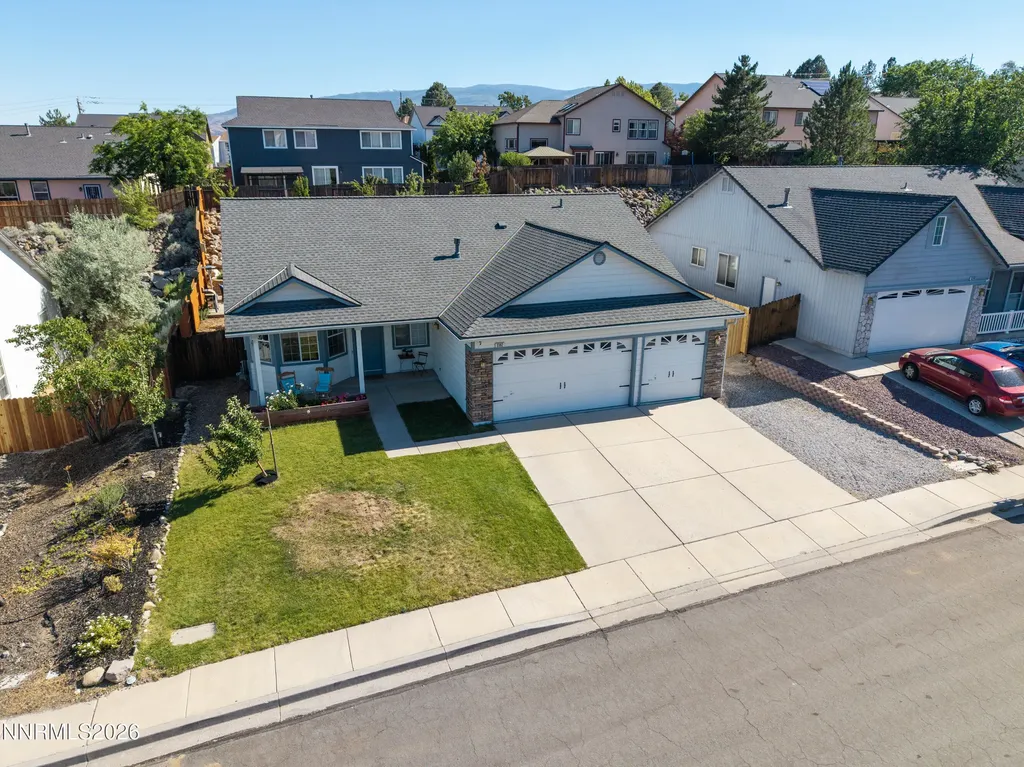 3382 Snake River Reno NV 89503