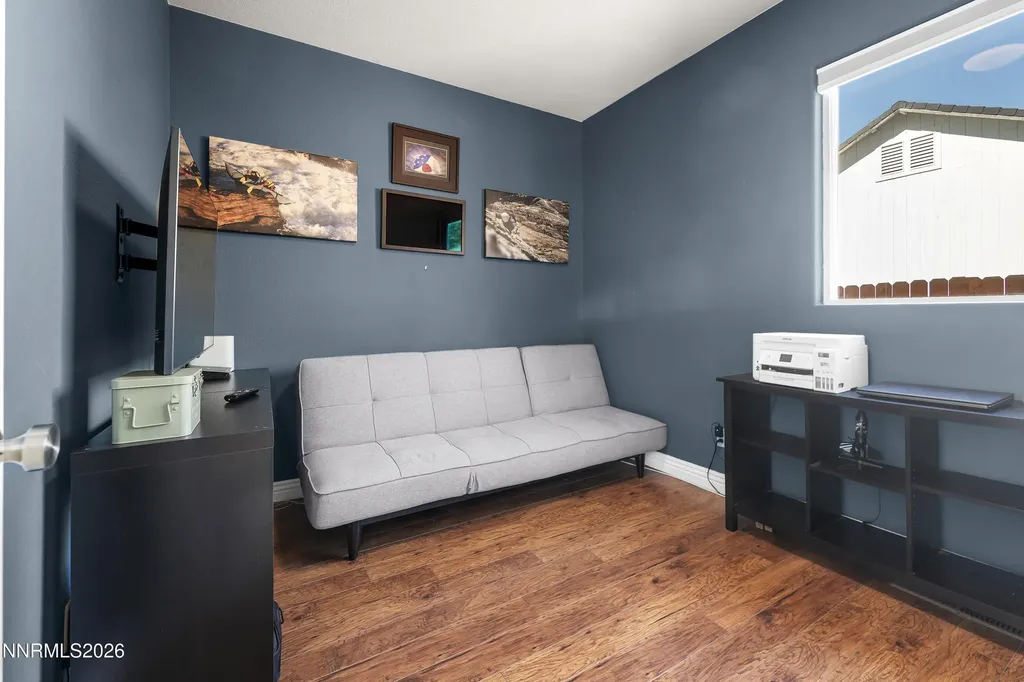 3382 Snake River Reno NV 89503