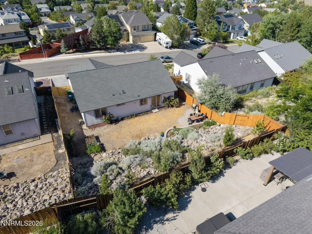 3382 Snake River Reno NV 89503