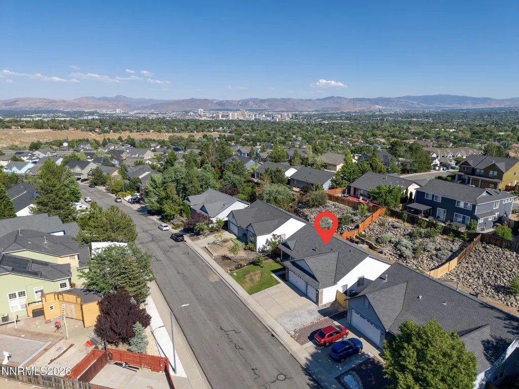 3382 Snake River Reno NV 89503