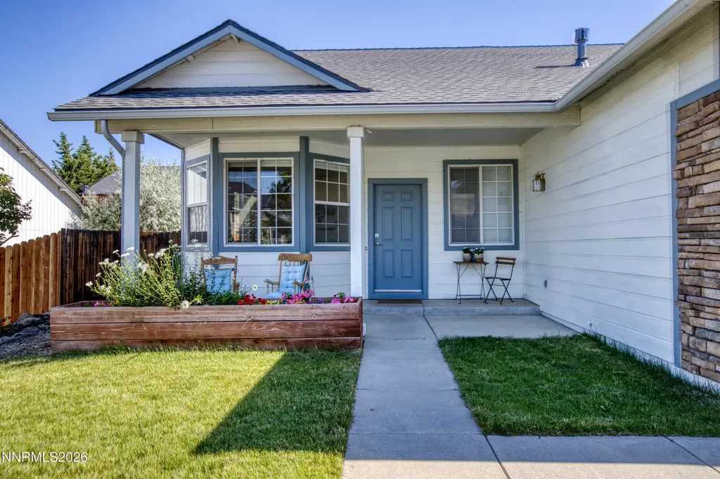 3382 Snake River Reno NV 89503