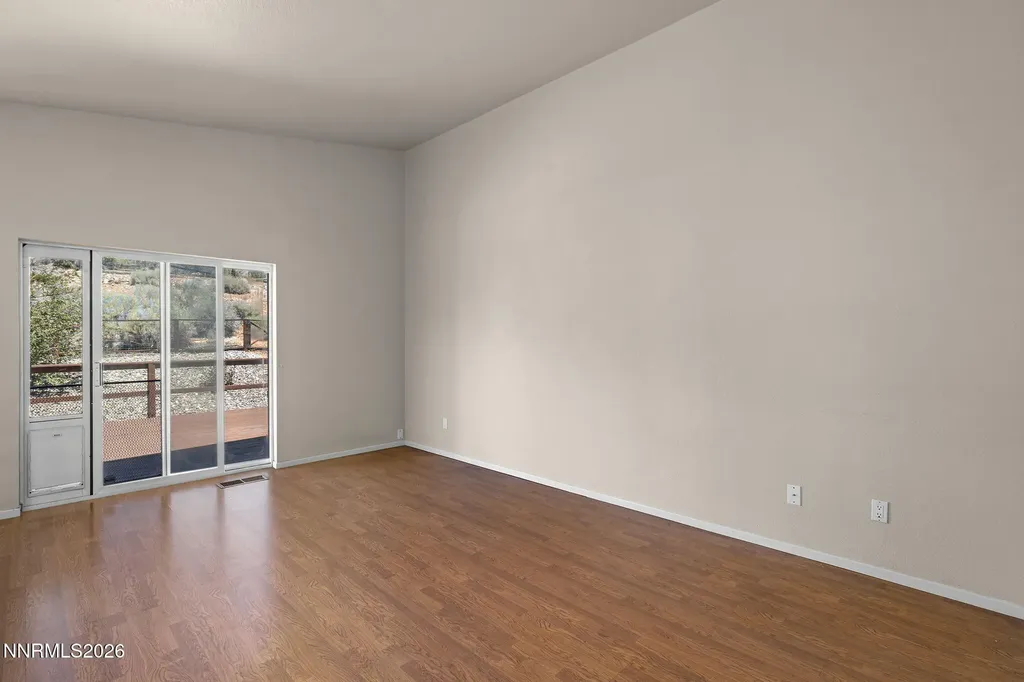 889 University Park Reno NV 89512