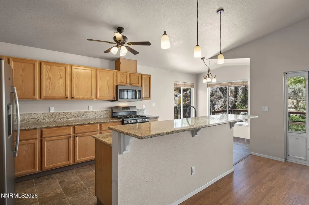 889 University Park Reno NV 89512