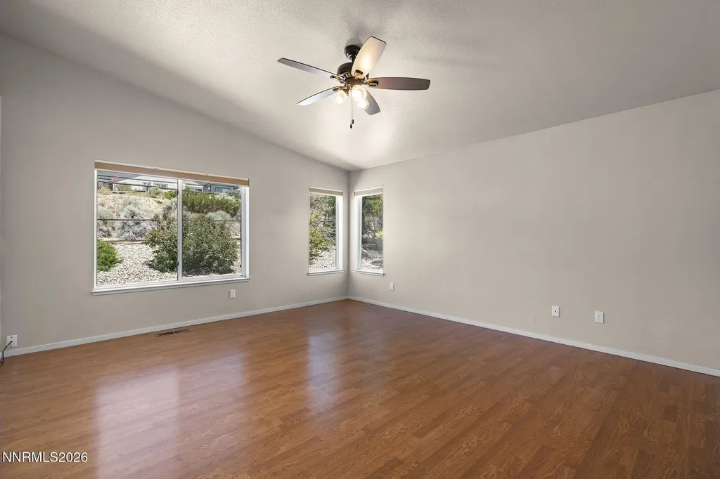 889 University Park Reno NV 89512