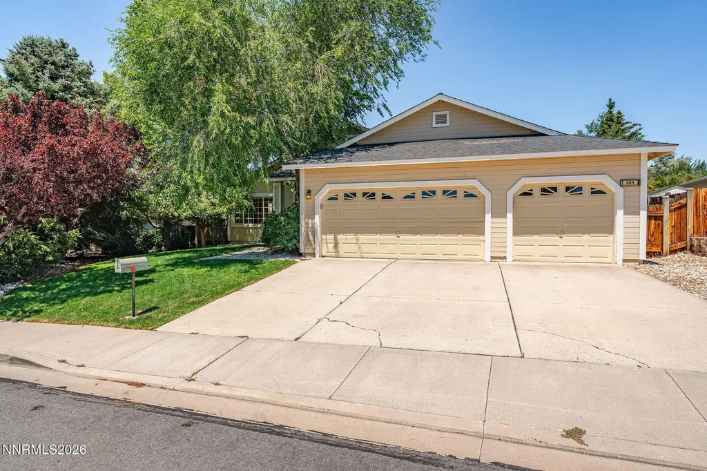 889 University Park Reno NV 89512
