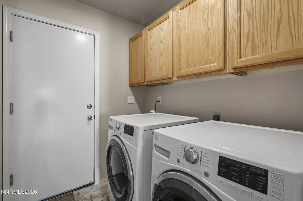 889 University Park Reno NV 89512