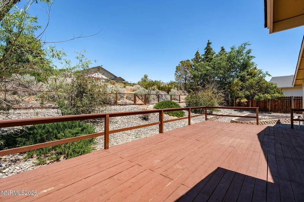 889 University Park Reno NV 89512