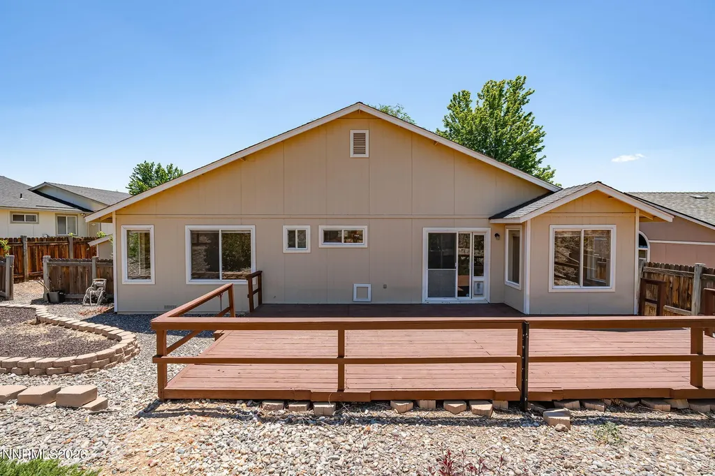 889 University Park Reno NV 89512