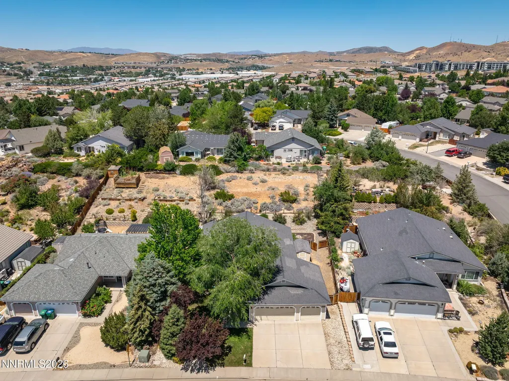 889 University Park Reno NV 89512