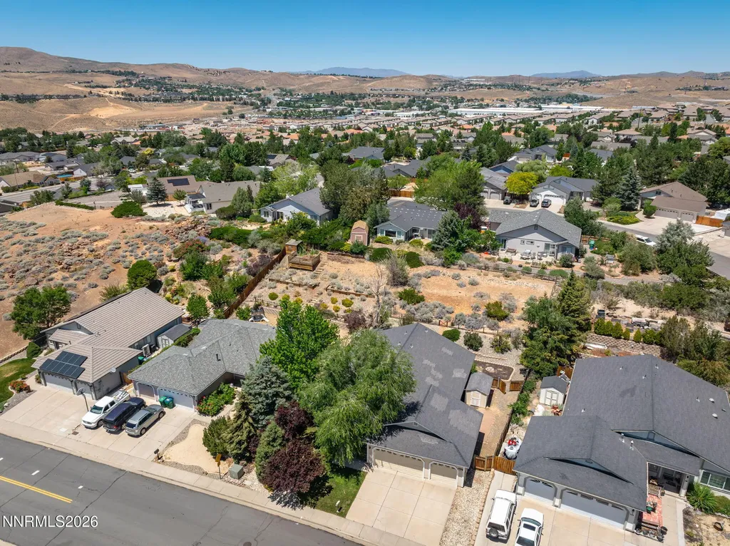 889 University Park Reno NV 89512