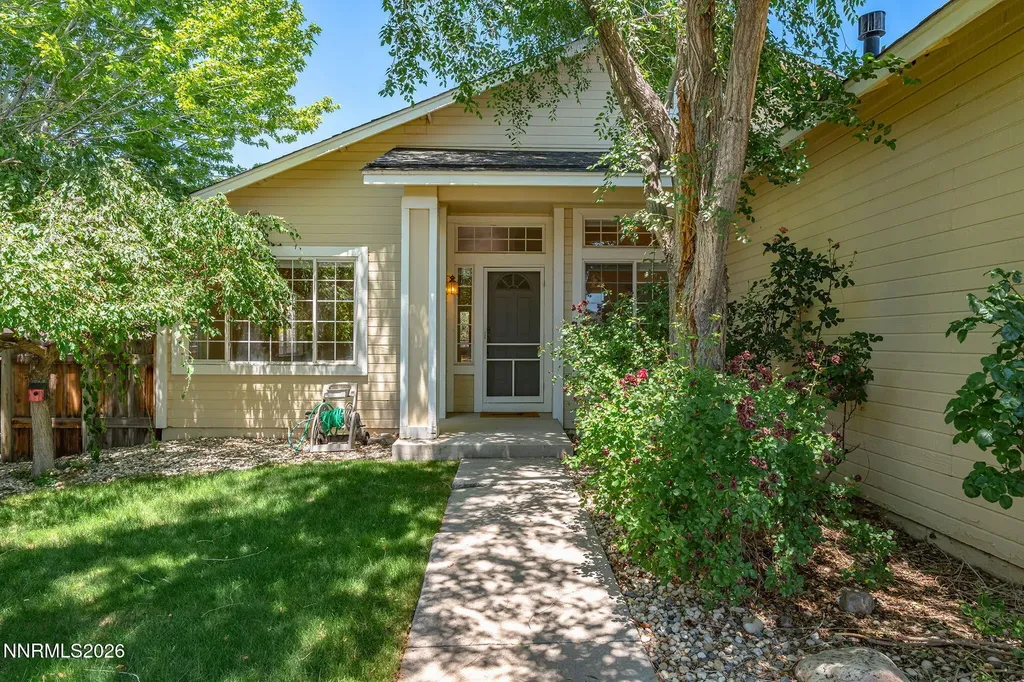 889 University Park Reno NV 89512