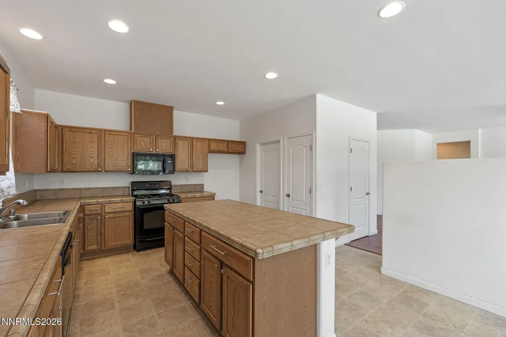 535 Sun Mesa Sun Valley NV 89433
